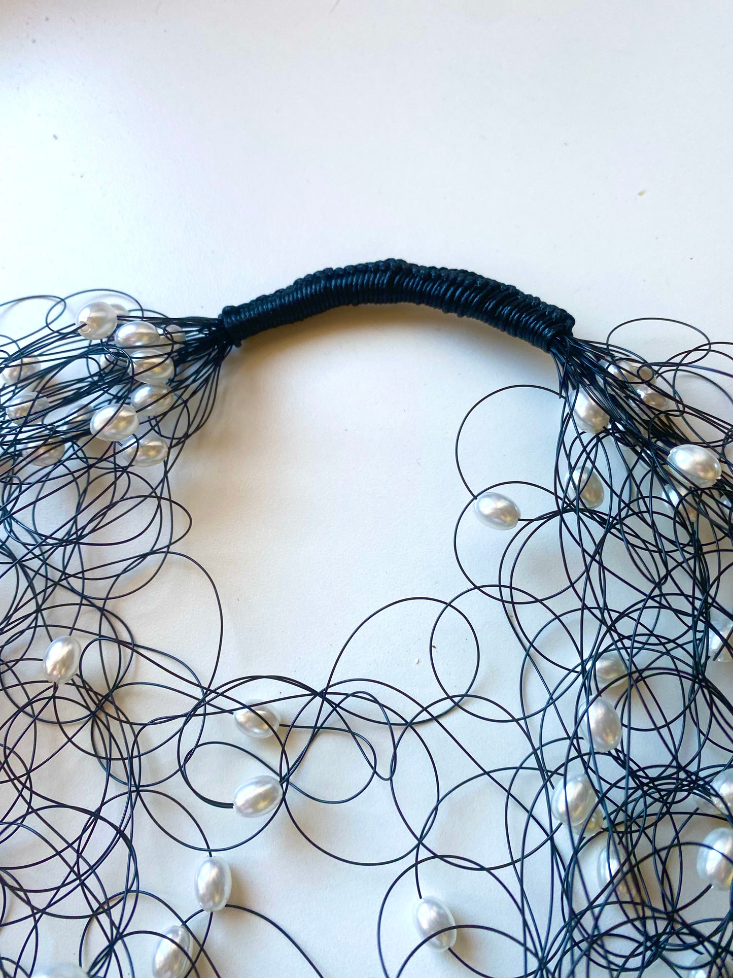 collana perle ovali chiusura fatta a mano