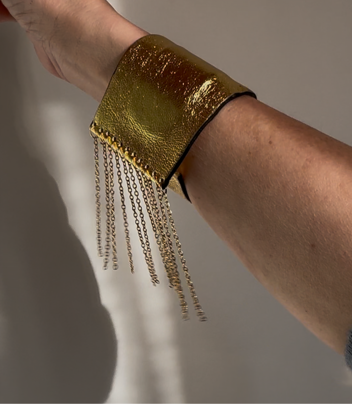 Bracciale in pelle con Frange acciaio oro o argento