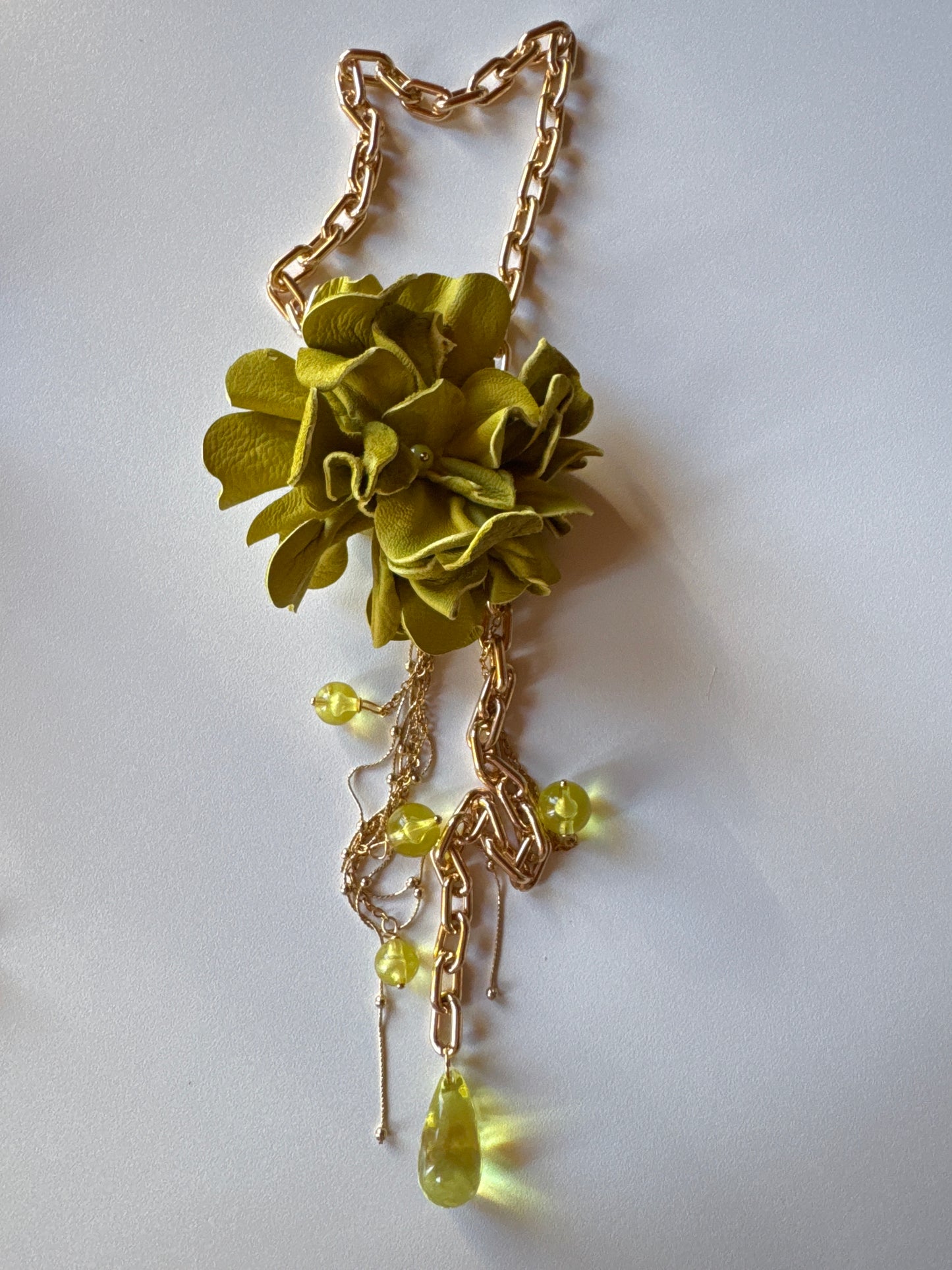 Collana Fiore in pelle