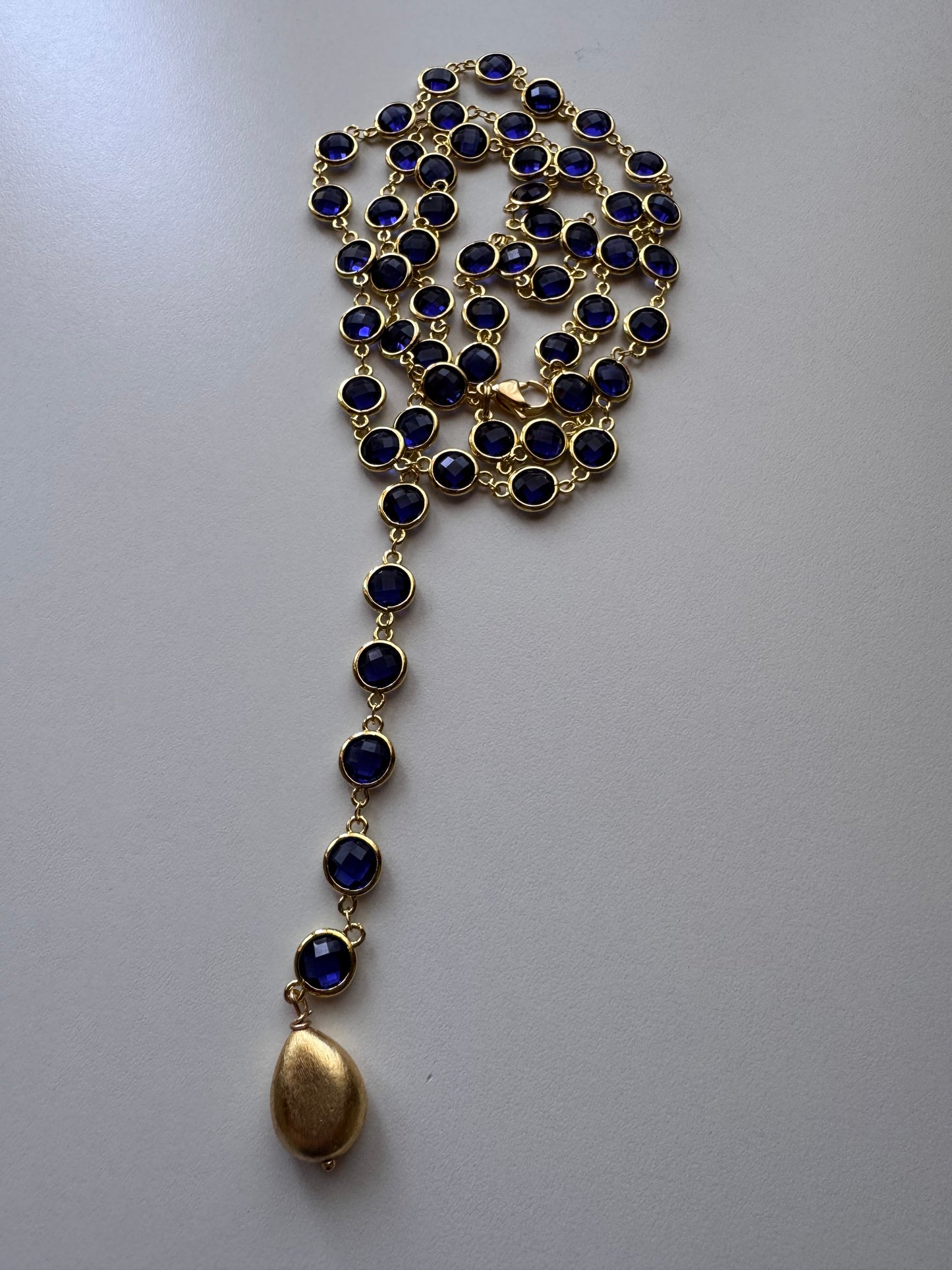 Catena di cristalli