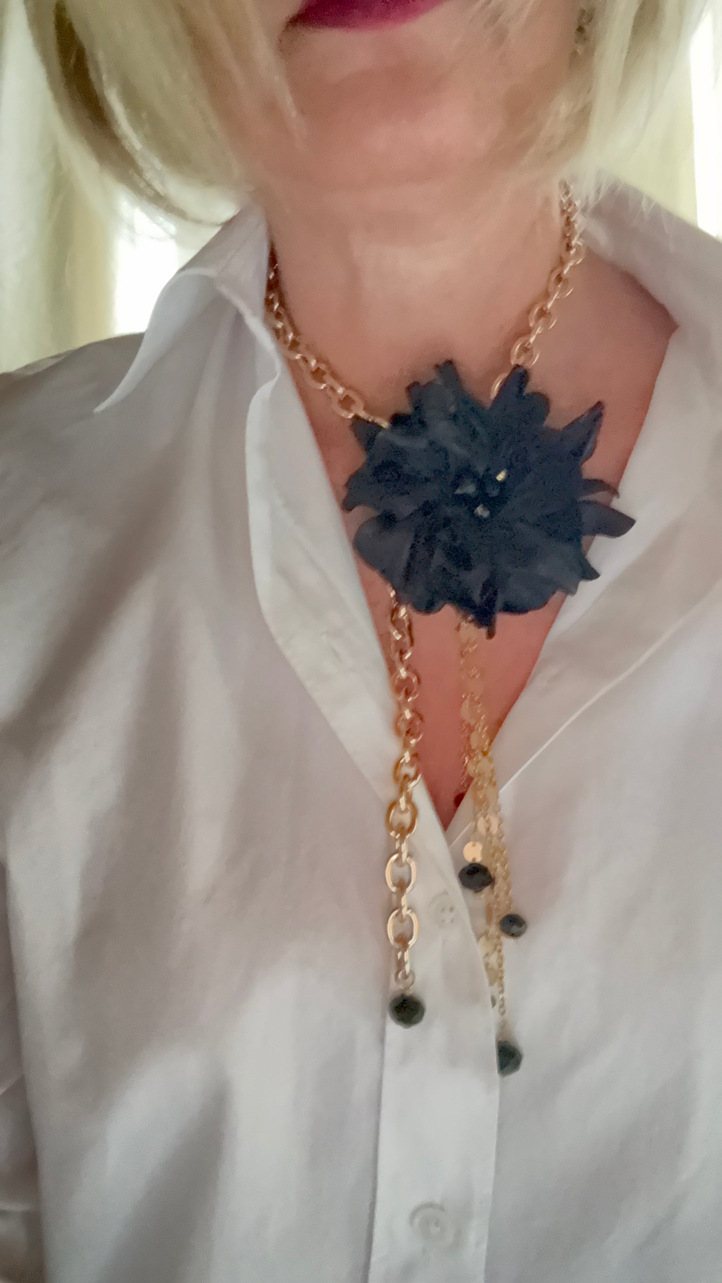 Collana Fiore in pelle