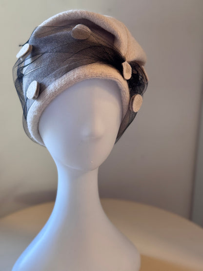 Cappello cloche pois