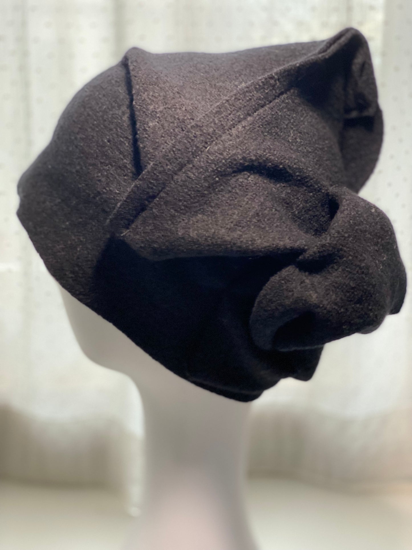 Cappello Origami in lana cotta
