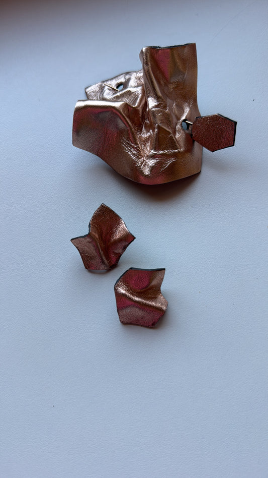 Orecchini materici sculture da indossare