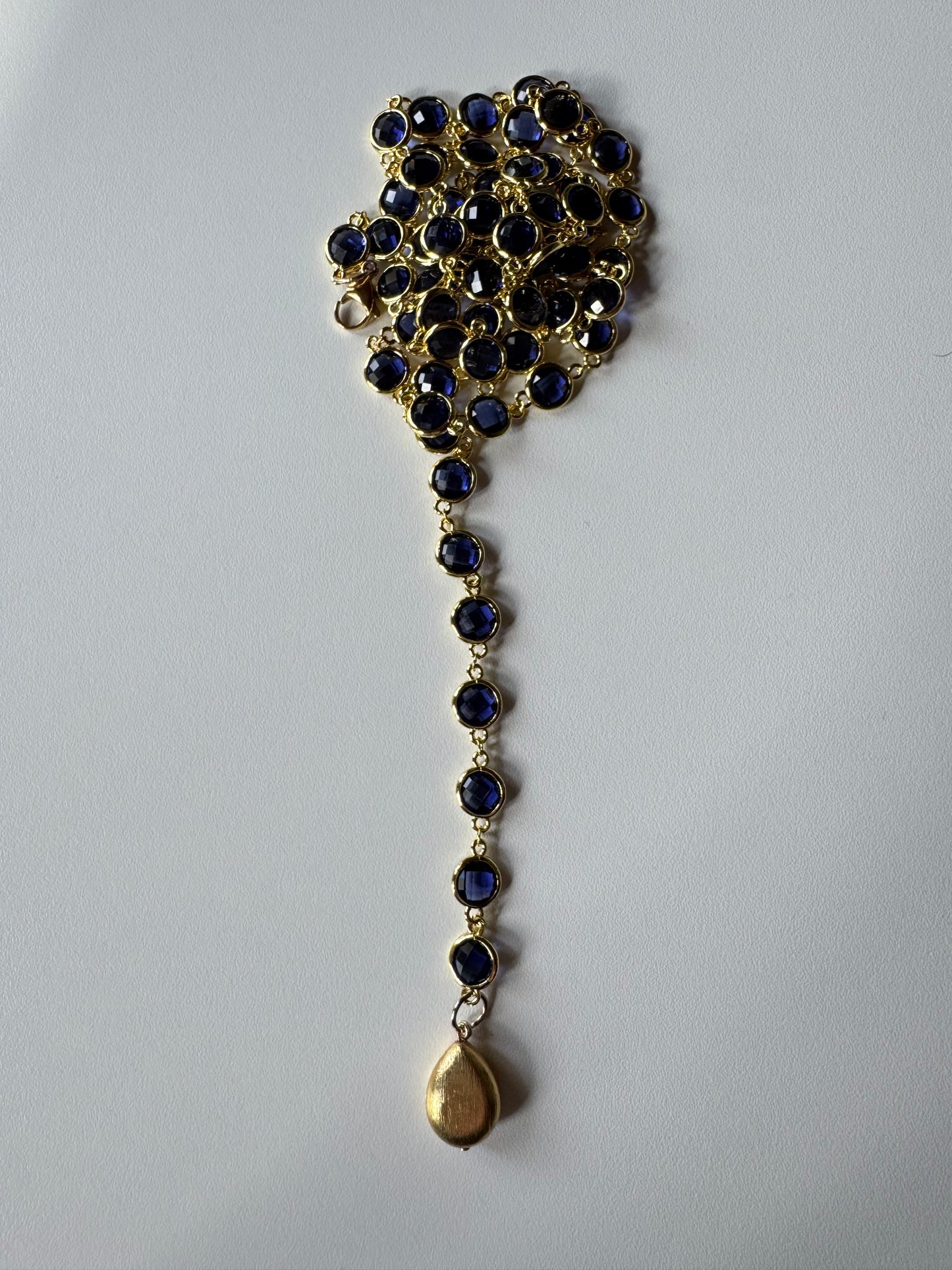 Catena di cristalli
