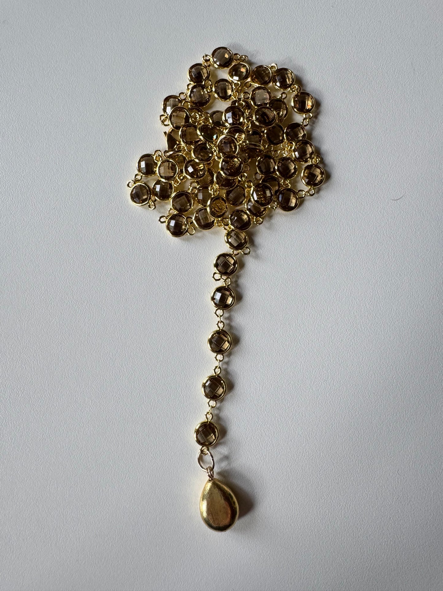 Catena di cristalli