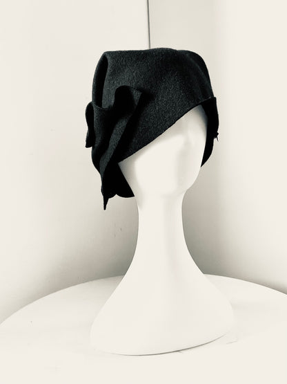 Cappello Origami in lana cotta