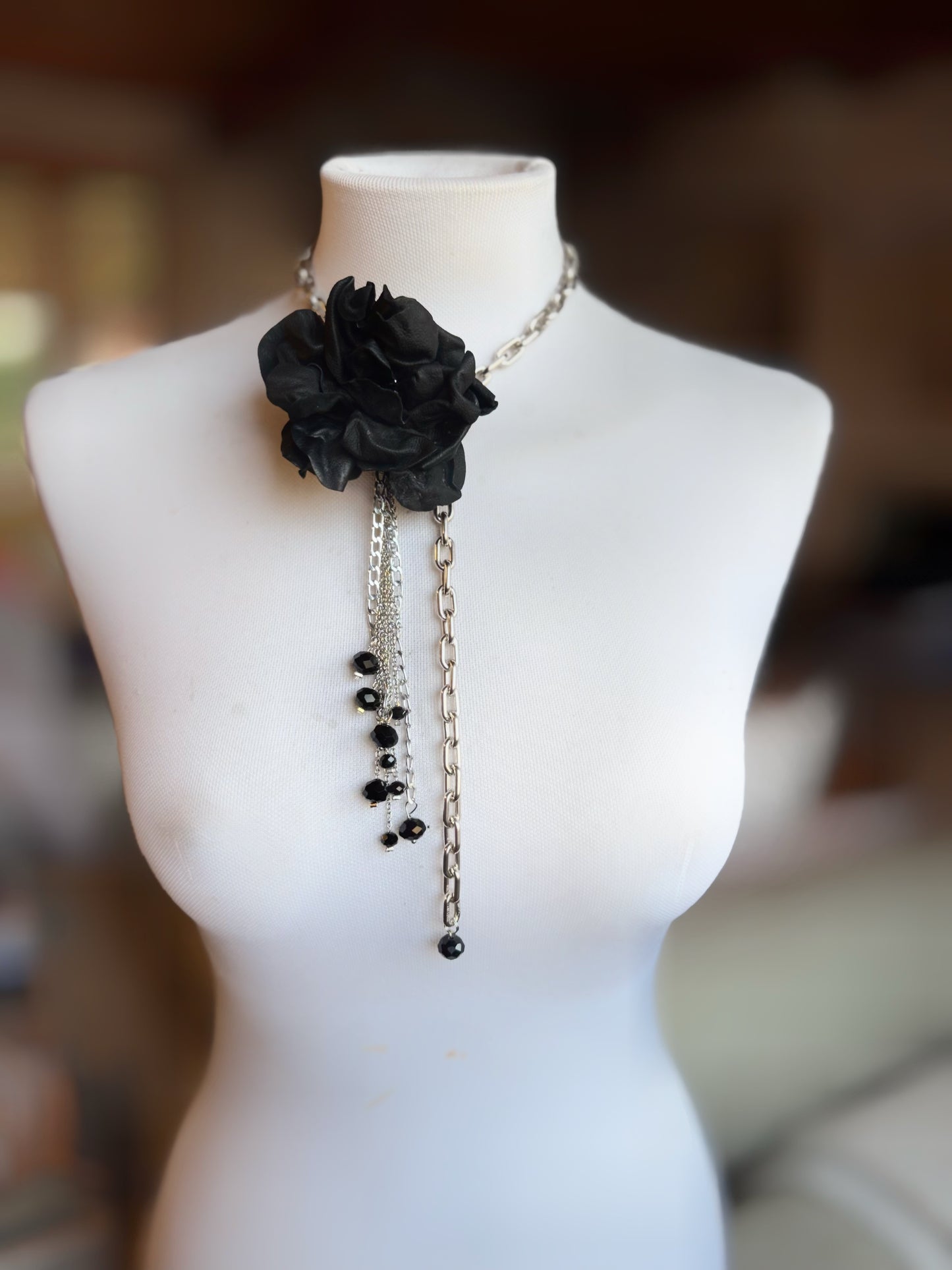 Collana Fiore in pelle