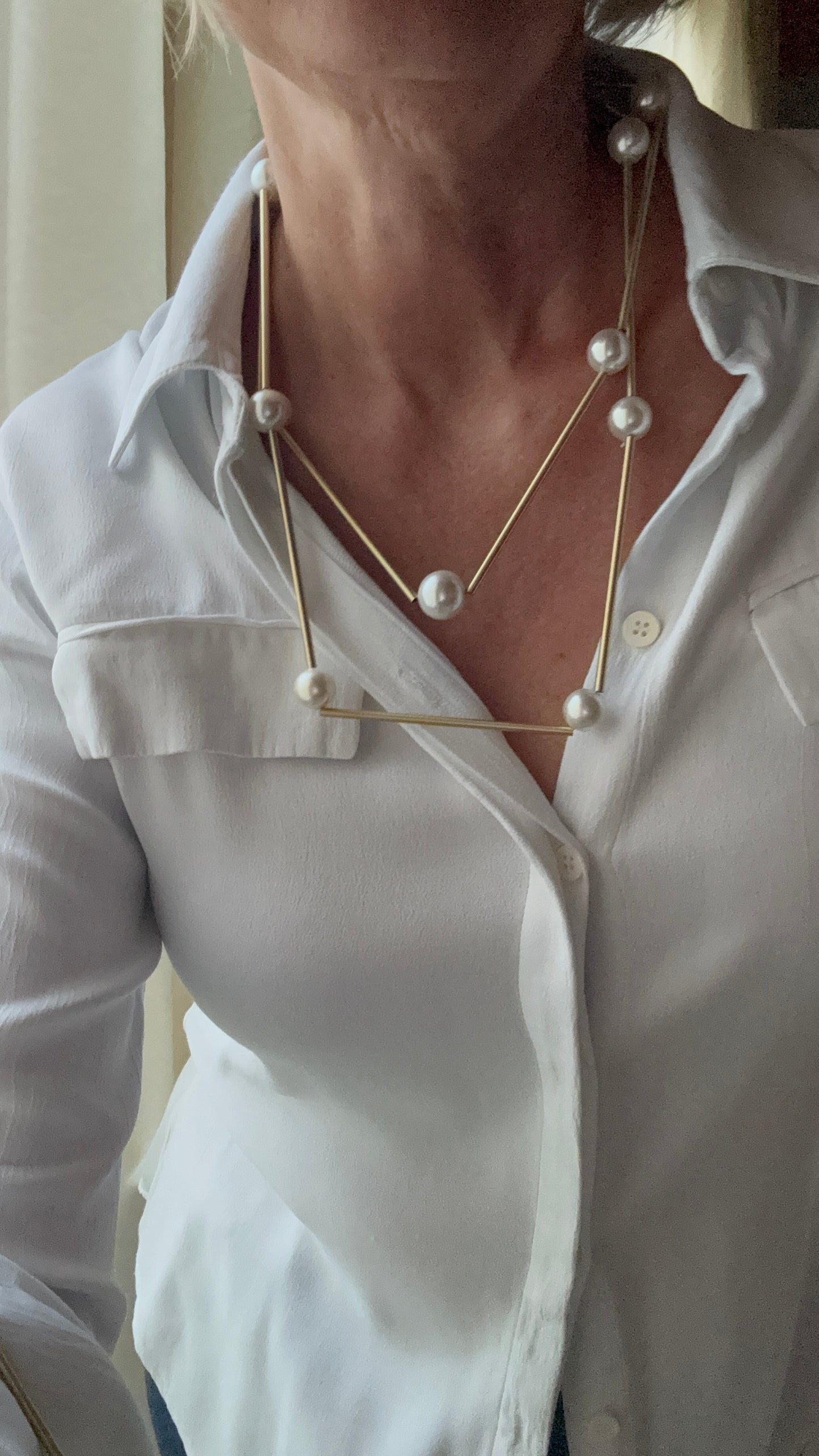 Collana tubetti ottone e perle