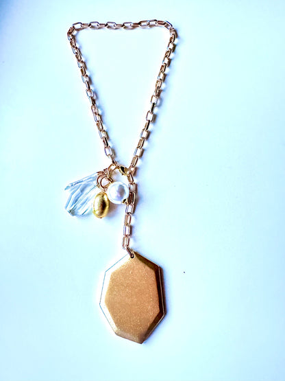 Catena con pietre e charms